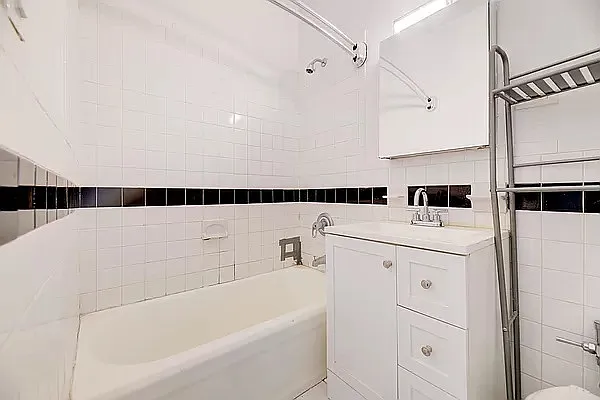 Rented by REAL New York | media 47