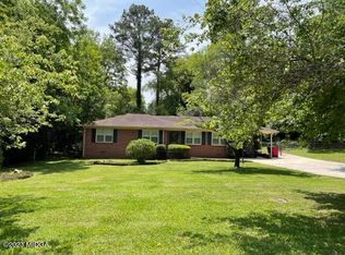 1035 Newport Rd, Macon, GA 31210