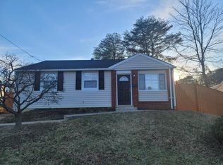 7917 Glenarden Pkwy, Lanham, MD 20706