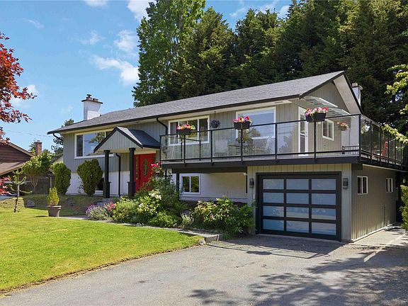 3rd image of 1909 Ferndale Rd