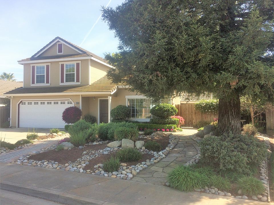 1st image of 12120 Fearl Dr