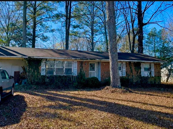 904 Barclift St NW, Hartselle, AL 35640