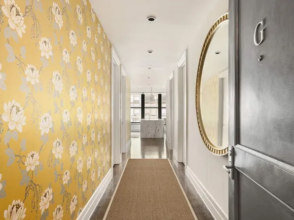 30 Main Street image 17 of 19