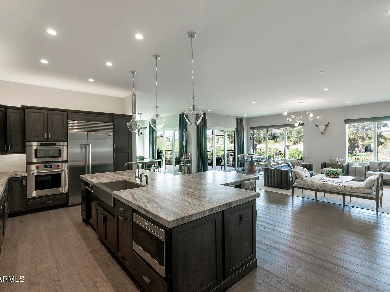 4 bed, 3.5 bath, 3016 sqft, $13,000 — Photo 2