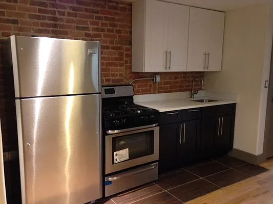 Rented by Premier Metro Realty Corp | media 5