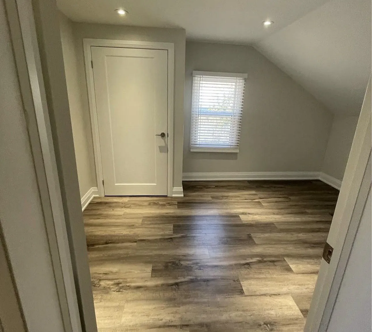 2 bed, $2,000 — Photo 4