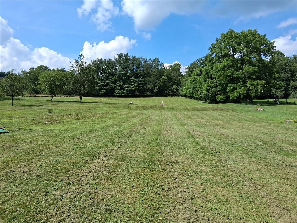 2nd image of 876 New Salem Rd