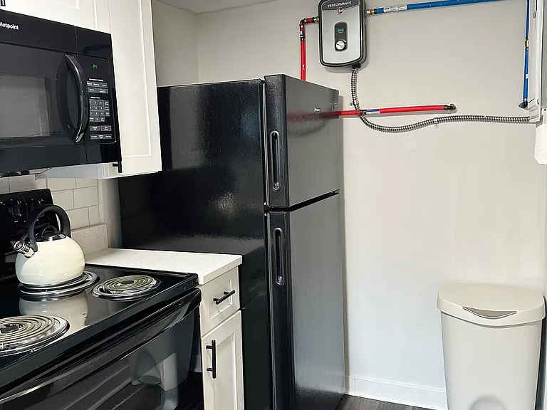 3405 Hamilton Ave #C — Photo 9