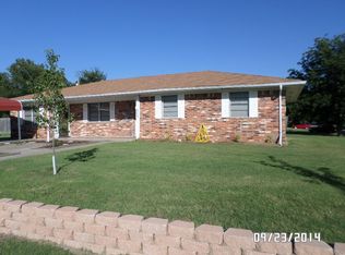 405 S 8th Ave, Marietta, OK 73448