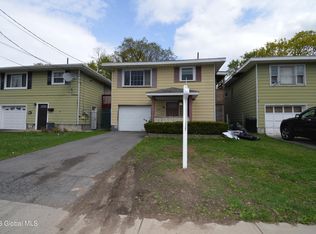 1736 Carrie St, Schenectady, NY