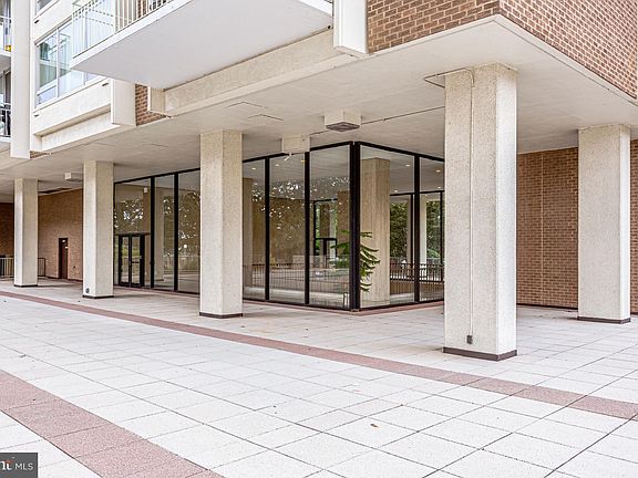 4th image of 1425 4th St SW APT A305