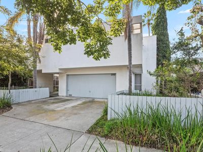 7376 Fay Ave, La Jolla, CA, 92037