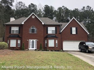 132 Towler Shoals Dr, Loganville, GA 30052