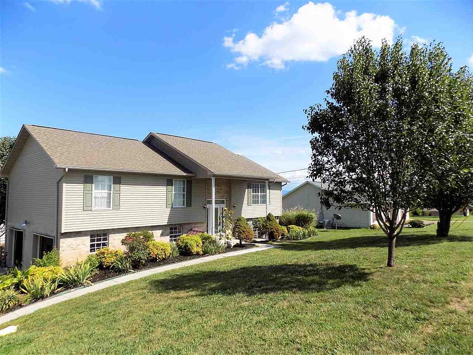 1st image of 556 Keene Cir