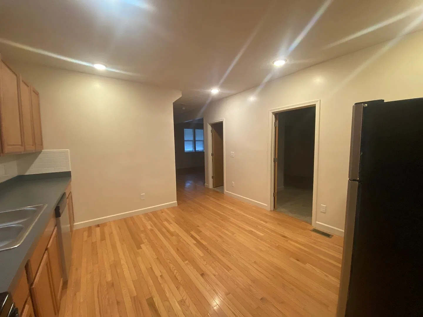 1539 Summit St. — Photo 4