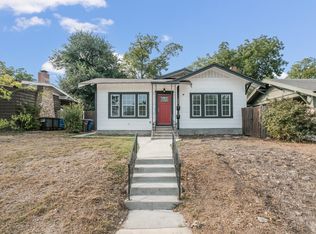 906 W Summit Ave, San Antonio, TX 78201