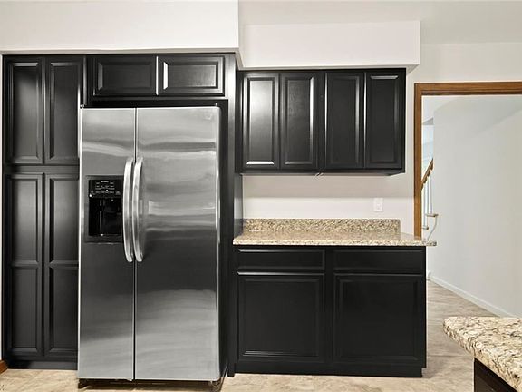 4th image of 6426 Farmington Cir