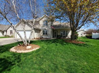 2407 Judith Ln, Waukesha, WI 53188