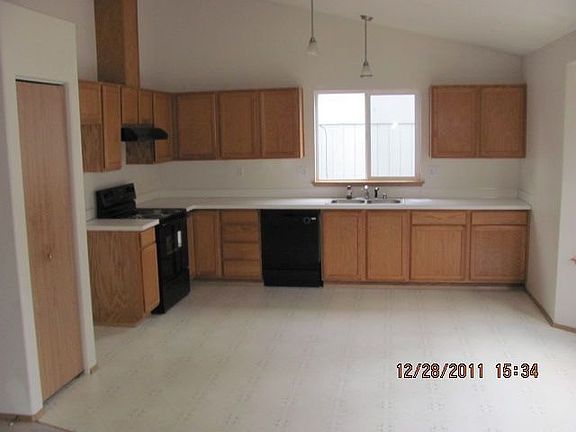 5th image of 7522 195th Street Ct E