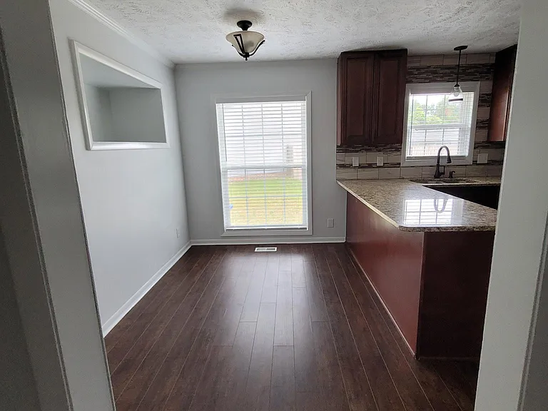 905 Benevente Loop — Photo 4