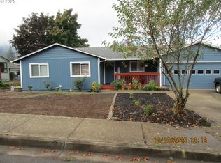 656 W Harrison St, Roseburg, OR 97471