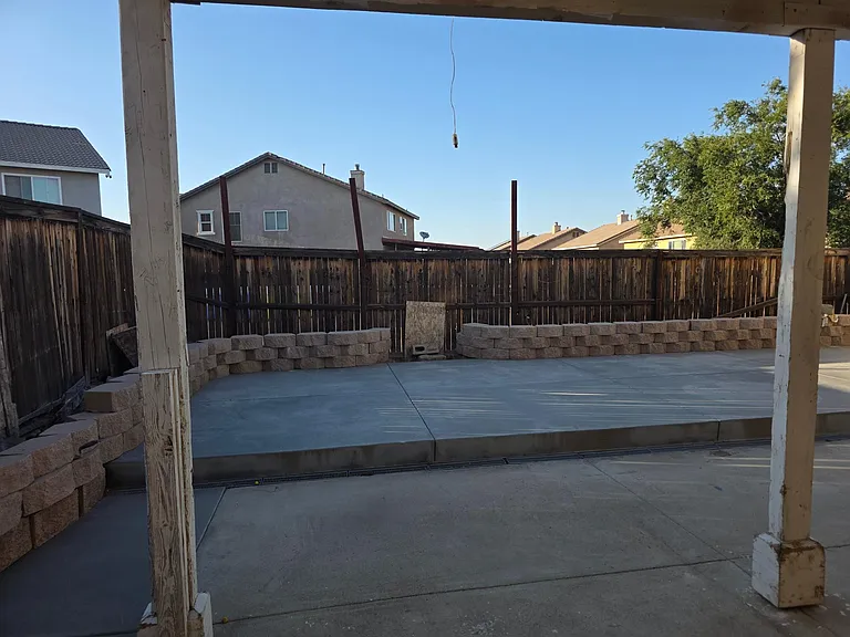 14198 Rachel St — Photo 36