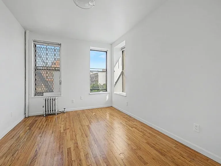 53 2nd Ave #1B — Photo 5