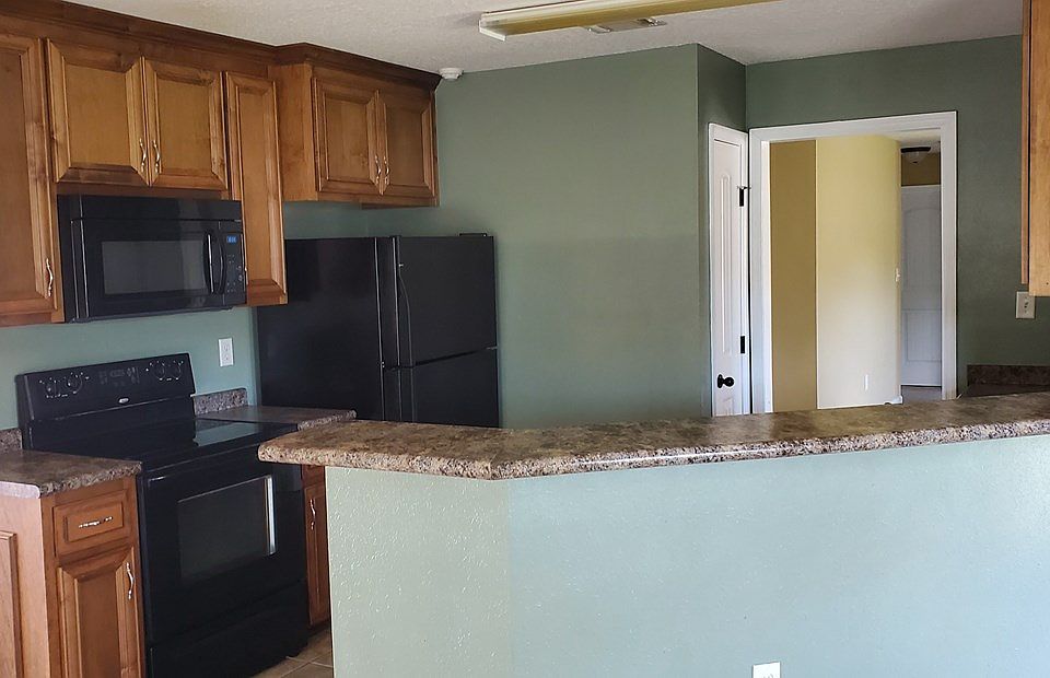 2nd image of 4698 N Custer Dr