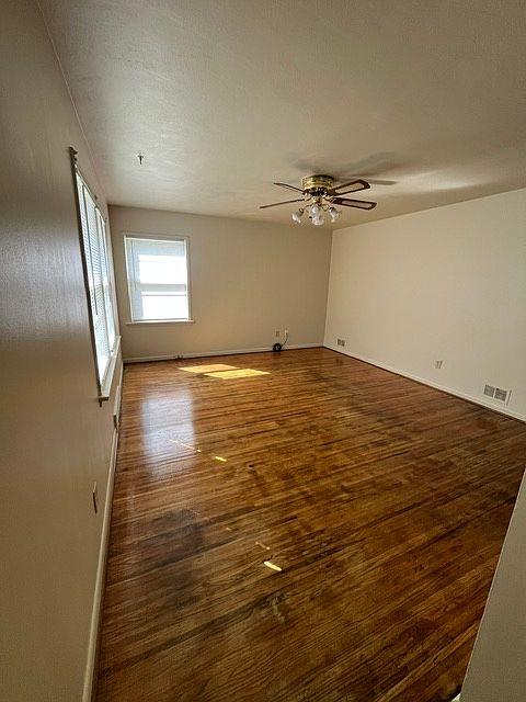1st image of 1078-1082 Bay St #1078