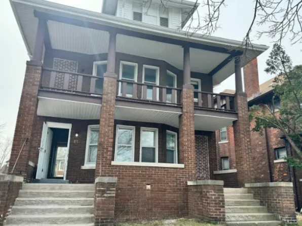 87 Pilgrim St, Highland Park, MI 48203