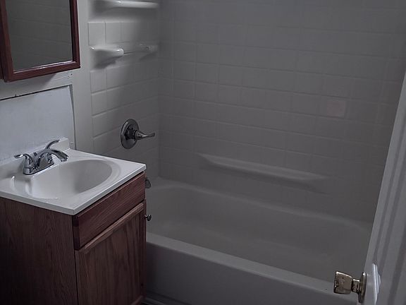3rd image of 34223 Dayton Ct