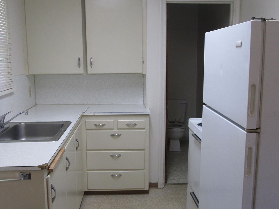 2nd image of 1803 W Nob Hill Blvd