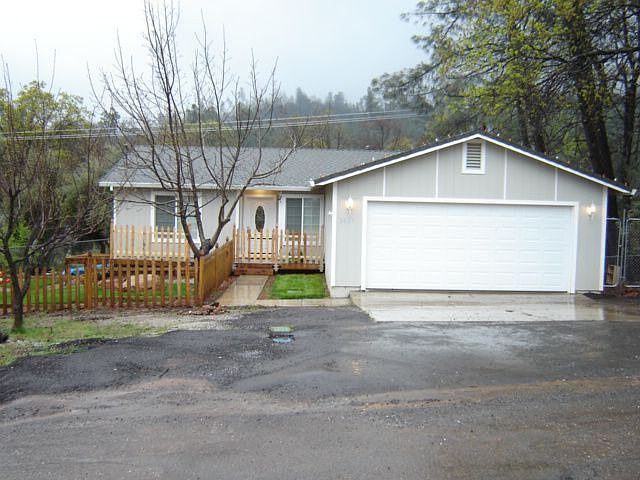 1st image of 3621 Hazel St