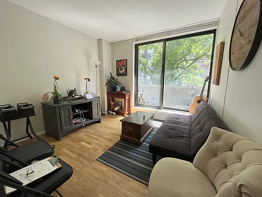 Rented by Akam Sales and Brokerage | media 12