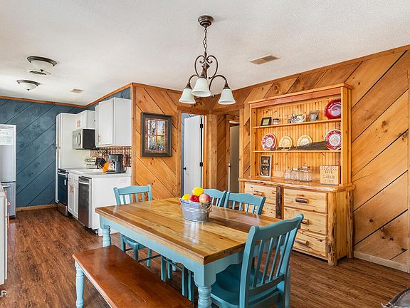 5th image of 2834 Longvale Ln