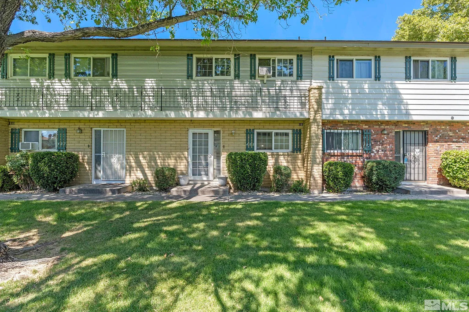 408 Smithridge Park photo 1