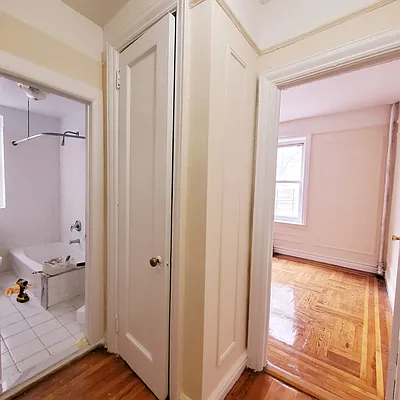 Rented by New York Residence | media 12