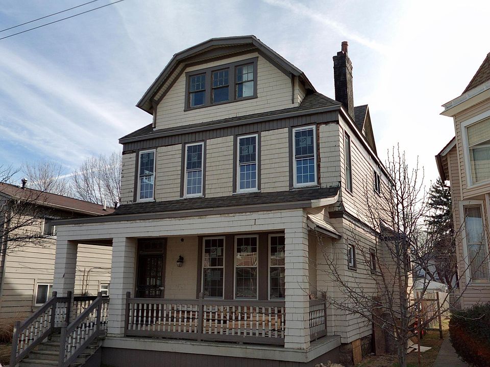 1st image of 1023 Oak St