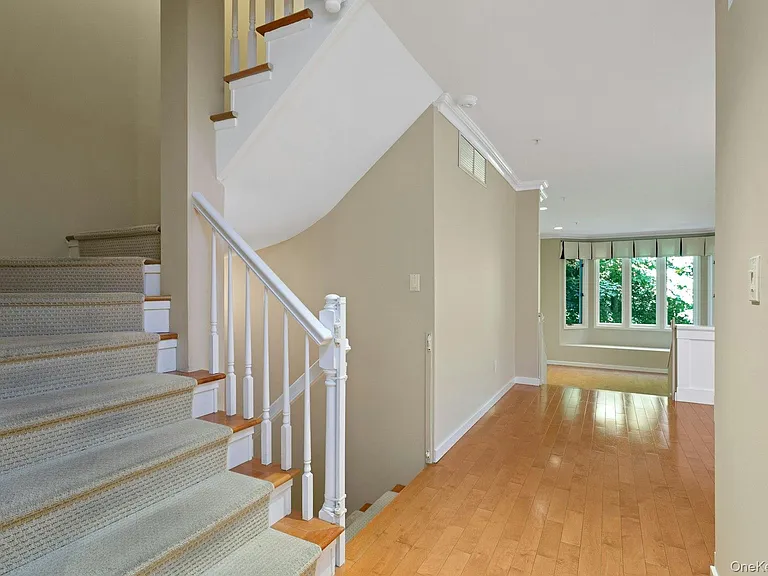 102 Boulder Ridge Rd — Photo 9