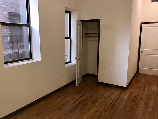 Rented by Chantior Real Estate LLC | media 17