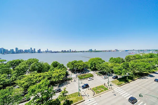 Rented by Douglas Elliman | media 2