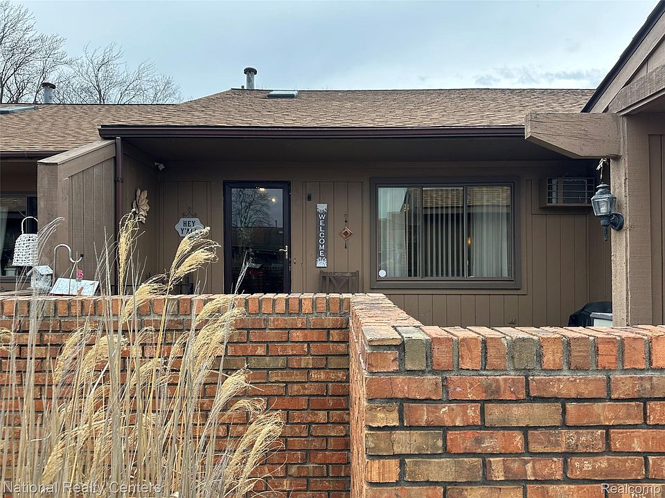 1st image of 25447 Concord Ln Unit 3