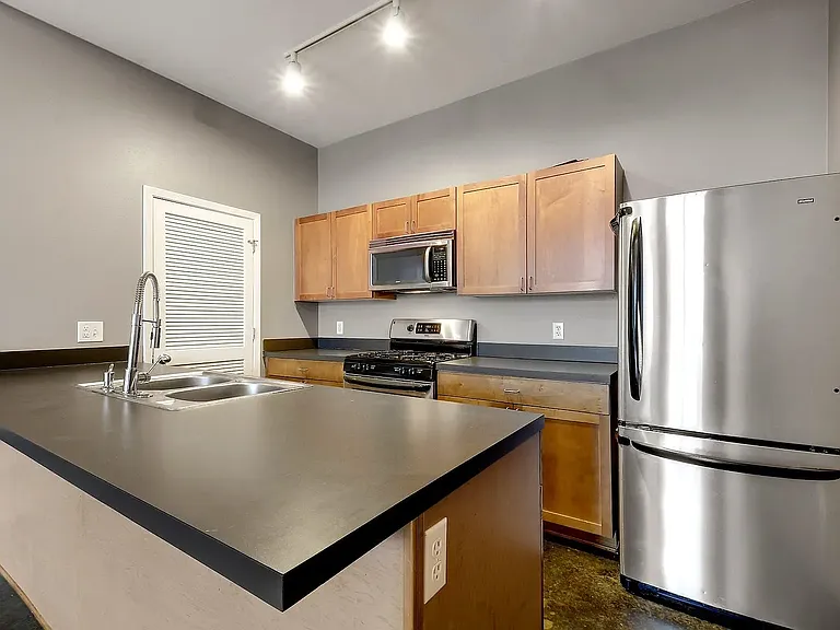 2401 E 6th St #3041 — Photo 17