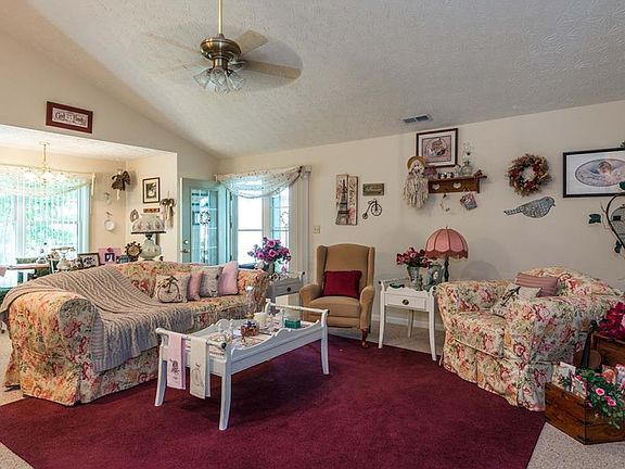 538  Whisper Lane Xenia OH 45385