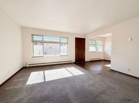Welcome to Parkwood Apartments!
