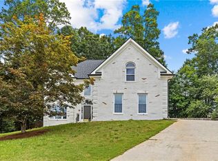 6880 Gledhill Way, Stone Mountain, GA 30087