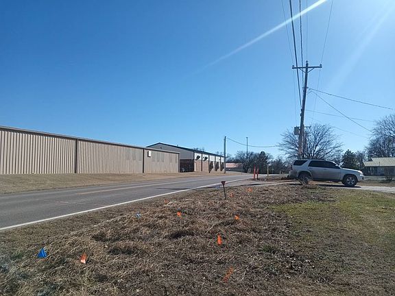 5th image of 20420 Valley View Rd