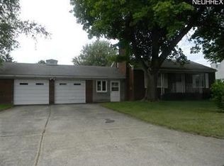37 W Oakland Blvd, Struthers, OH 44471