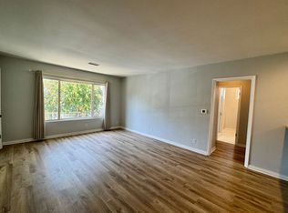 14701 Dickens St, Sherman Oaks, CA 91403