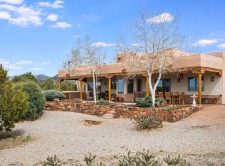 17 Camino Azulejo, Santa Fe, NM 87508